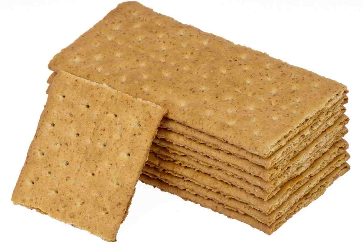 Crackers perché hanno buchi