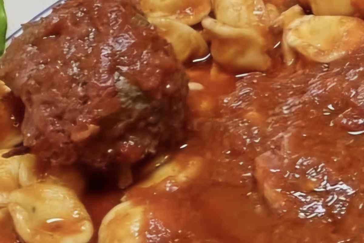 Come preparano ragù pugliese