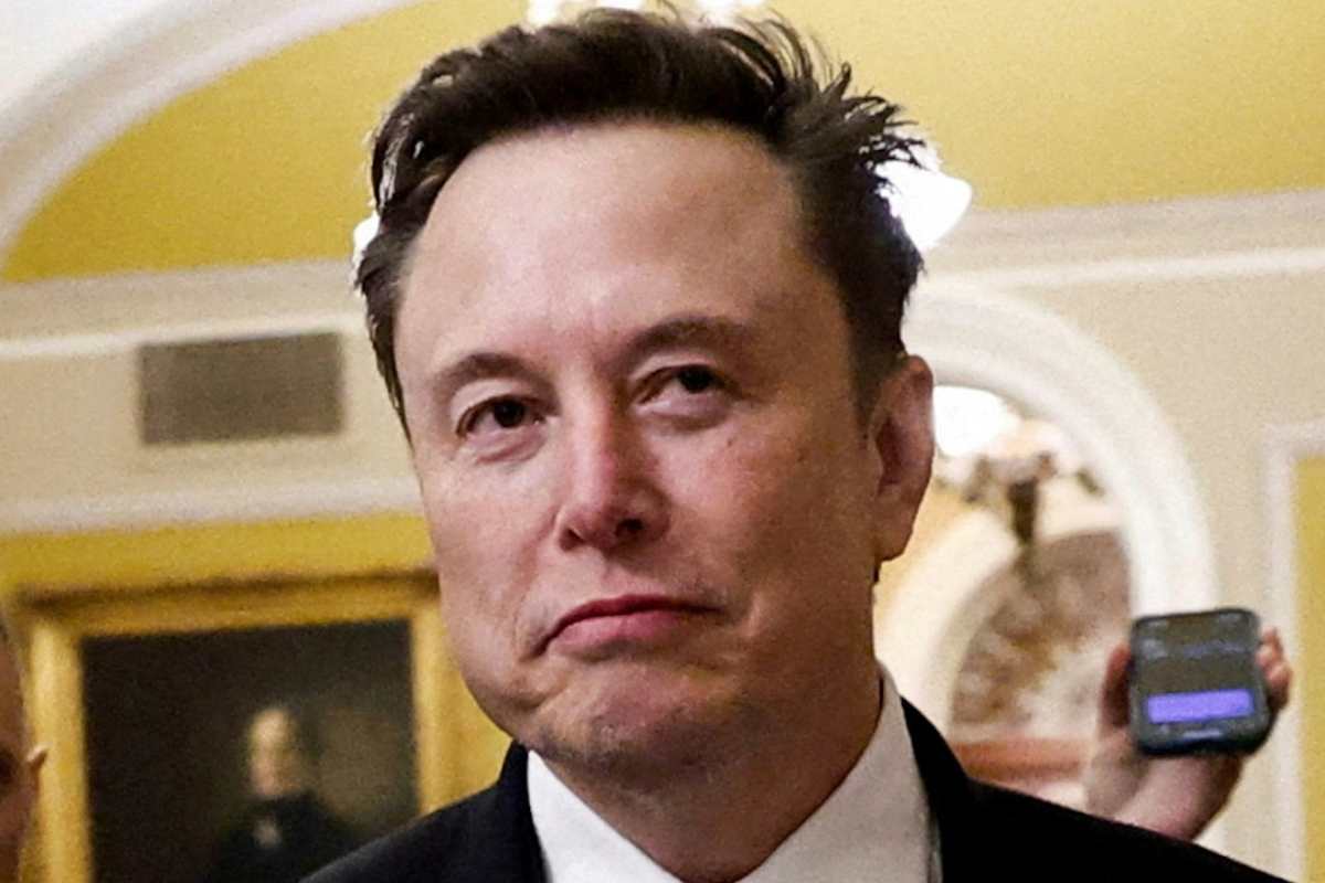 Elon Musk squadra calcio